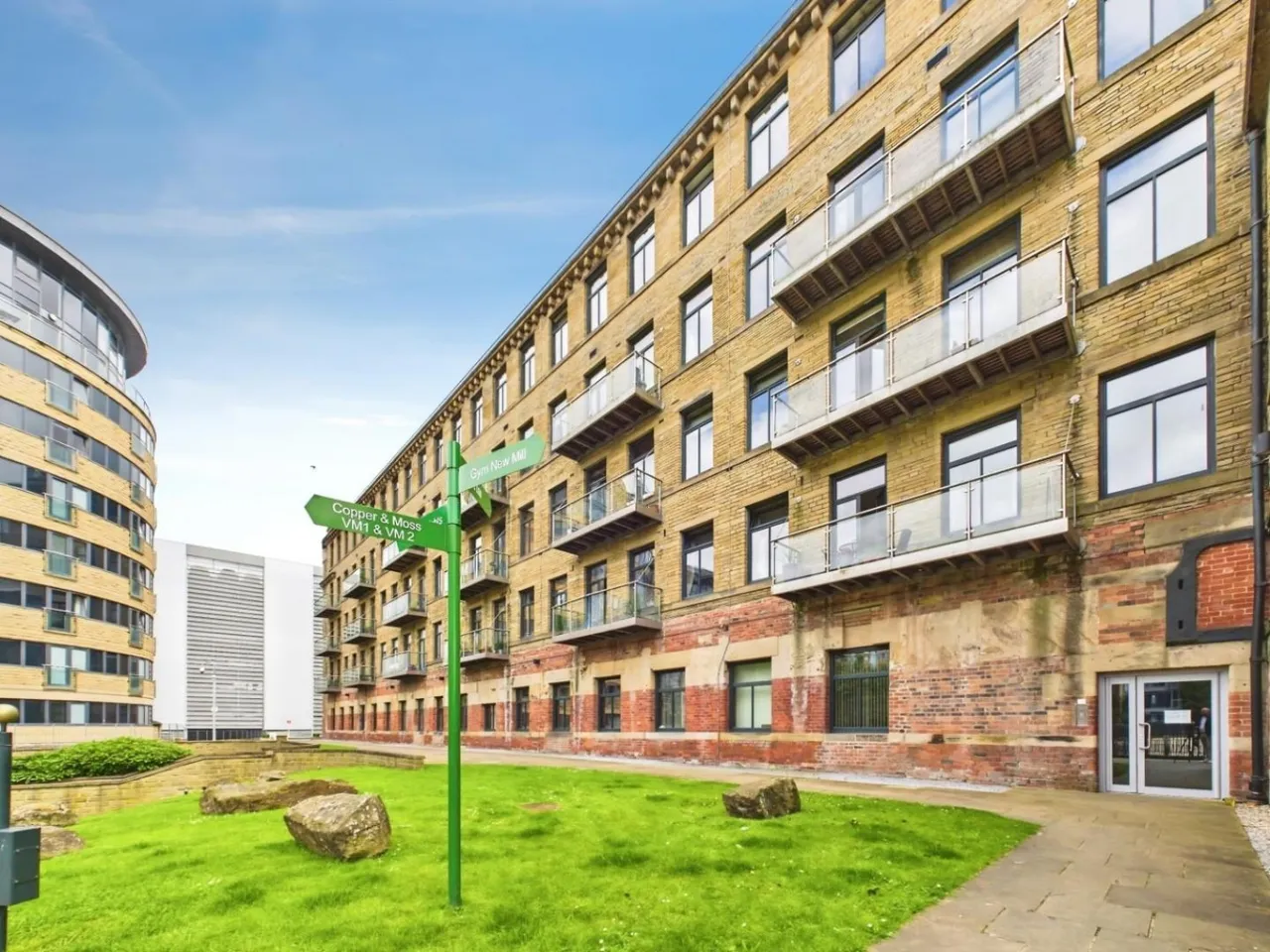 2 bed flat for sale, Salts Mill Road, Shipley, BD17