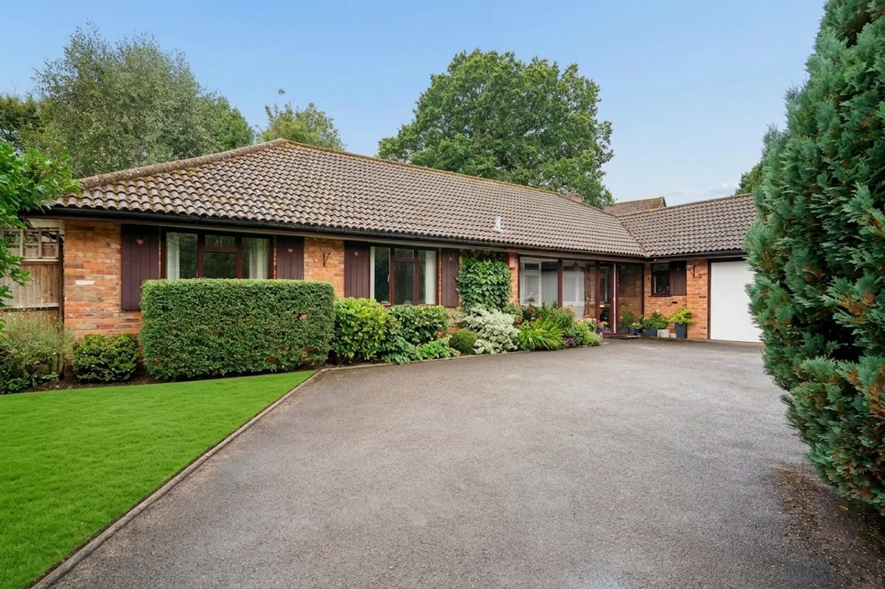 3 bed house for sale — Glebelands, Penn, HP10