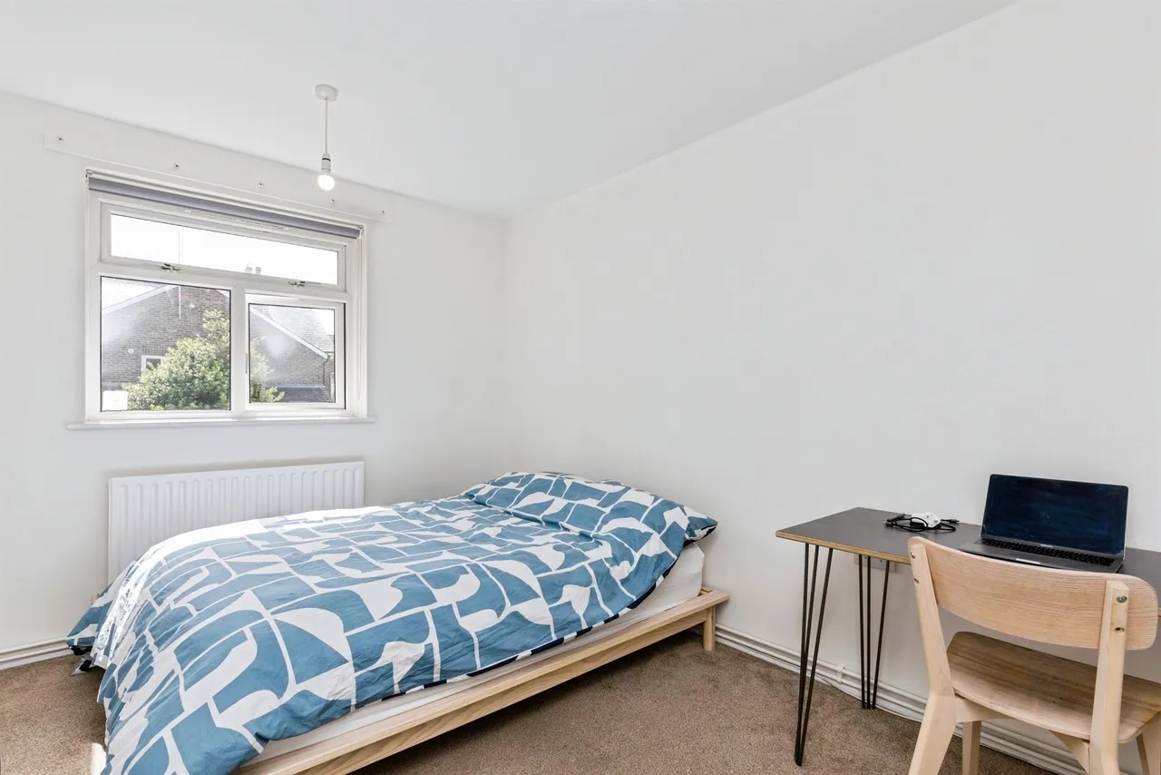 New Street, Horsham, RH13, photo 10