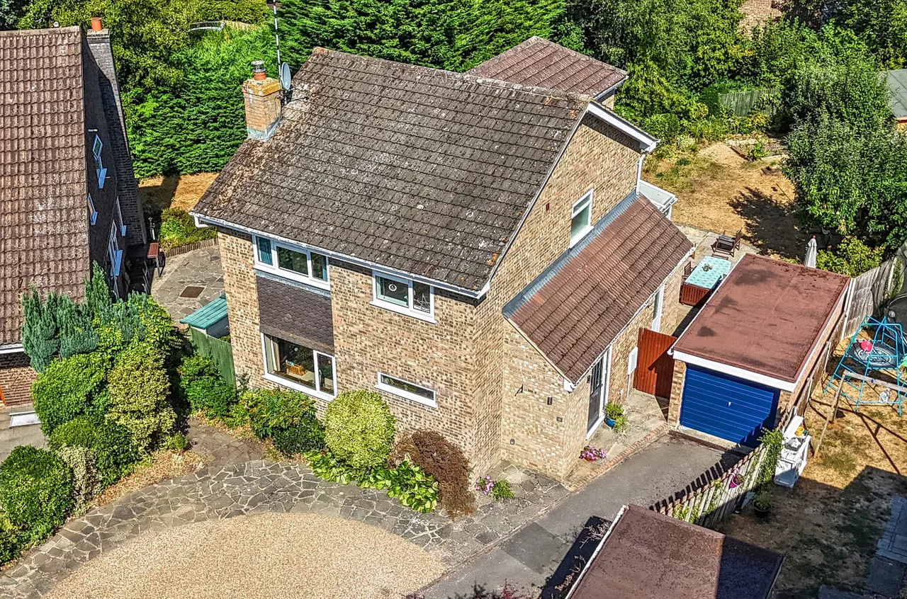 4 bed house for sale — Shaldons Way, Fleet, Hampshire, GU51 4ET