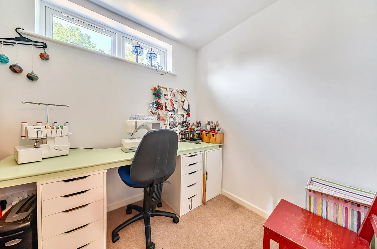 Shaldons Way, Fleet, Hampshire, GU51 4ET, photo 12