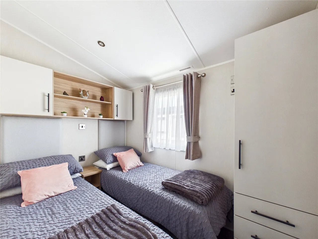 Felixstowe, IP11, photo 9