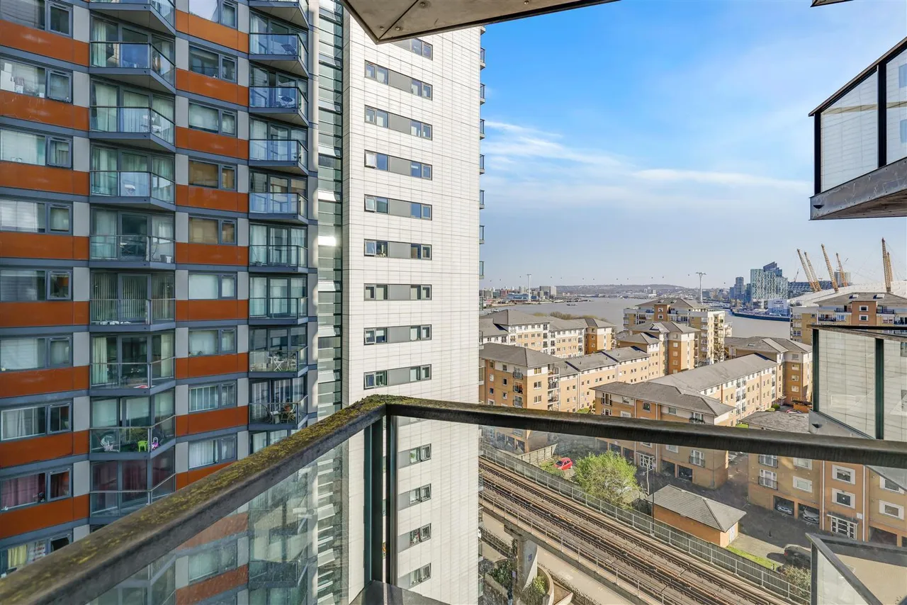 Blackwall Way, East India, E14, photo 3