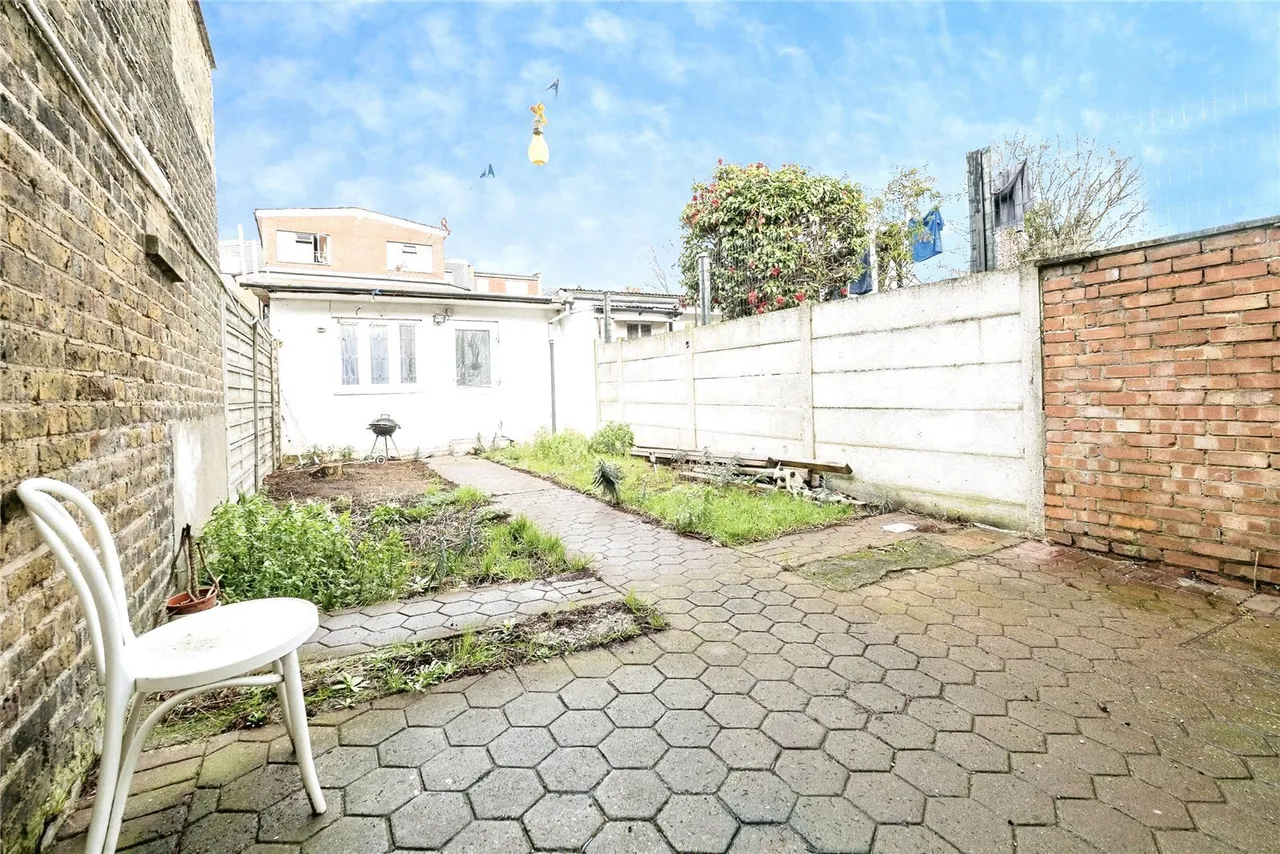 Woodstock Road, Forest Gate, London, E7, photo 15