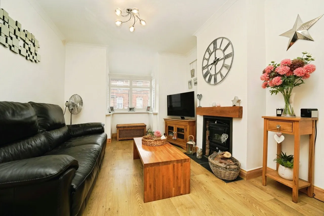 Granley Road, GL51, photo 2