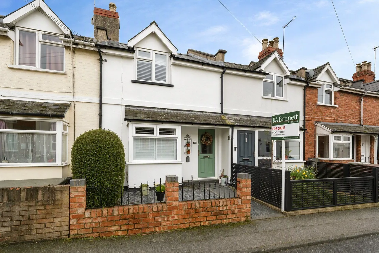 2 bed house for sale, Granley Road, GL51