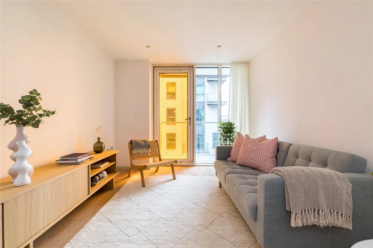 1 bed flat to rent — Millharbour, London, E14