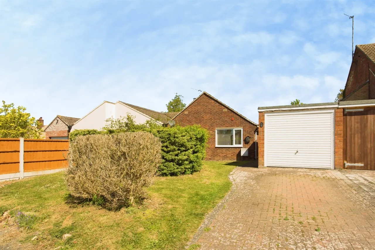 2 bed house for sale — Grantchester Rise, Burwell, Cambridge