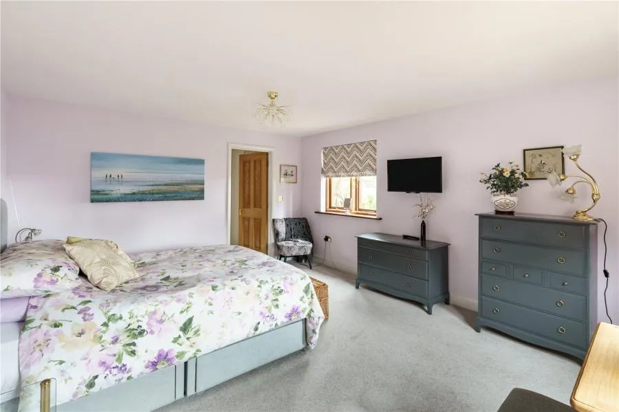 Woodlands, Totland Bay, PO39, photo 10