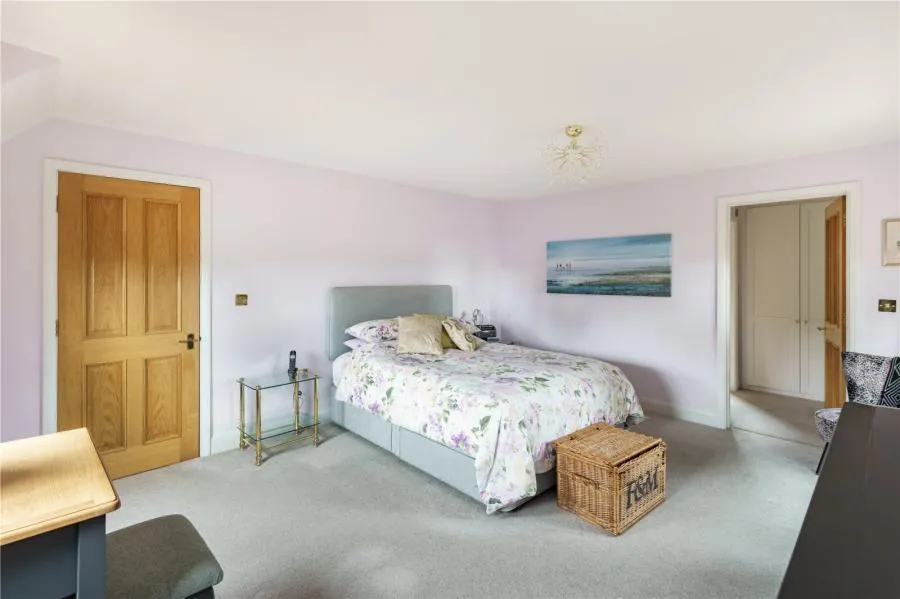 Woodlands, Totland Bay, PO39, photo 9