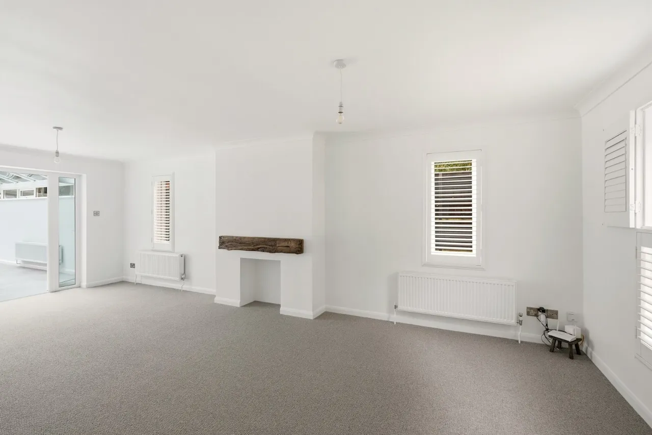 Empress Avenue, West Mersea, CO5, photo 7