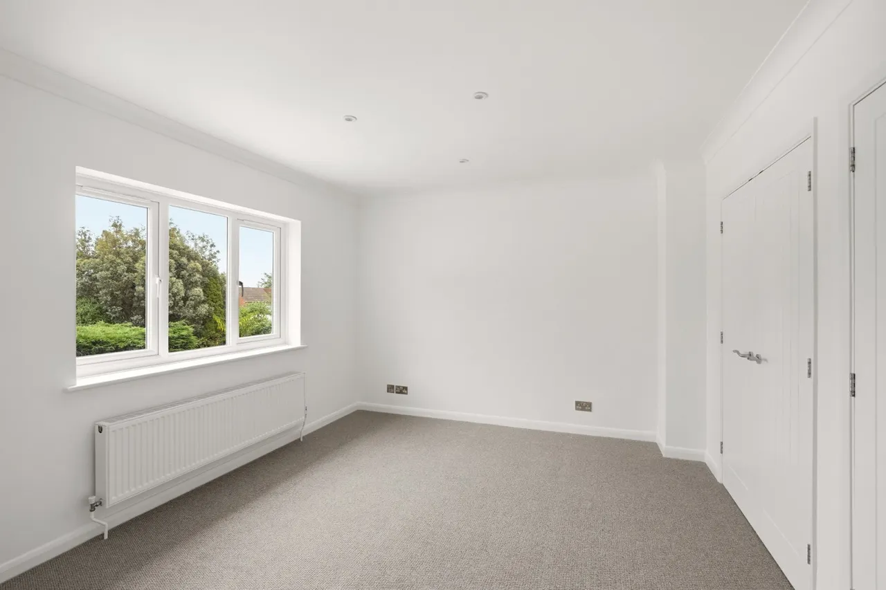 Empress Avenue, West Mersea, CO5, photo 17