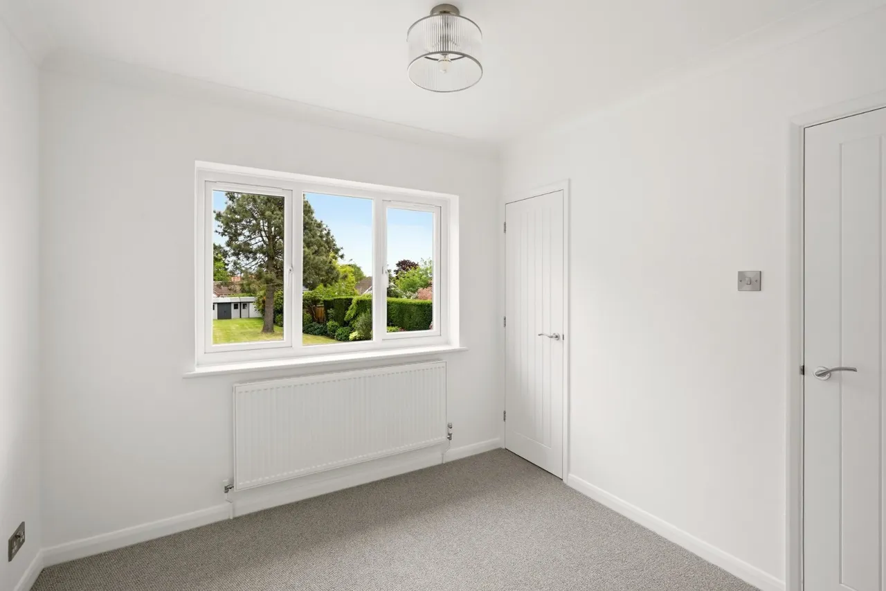 Empress Avenue, West Mersea, CO5, photo 21