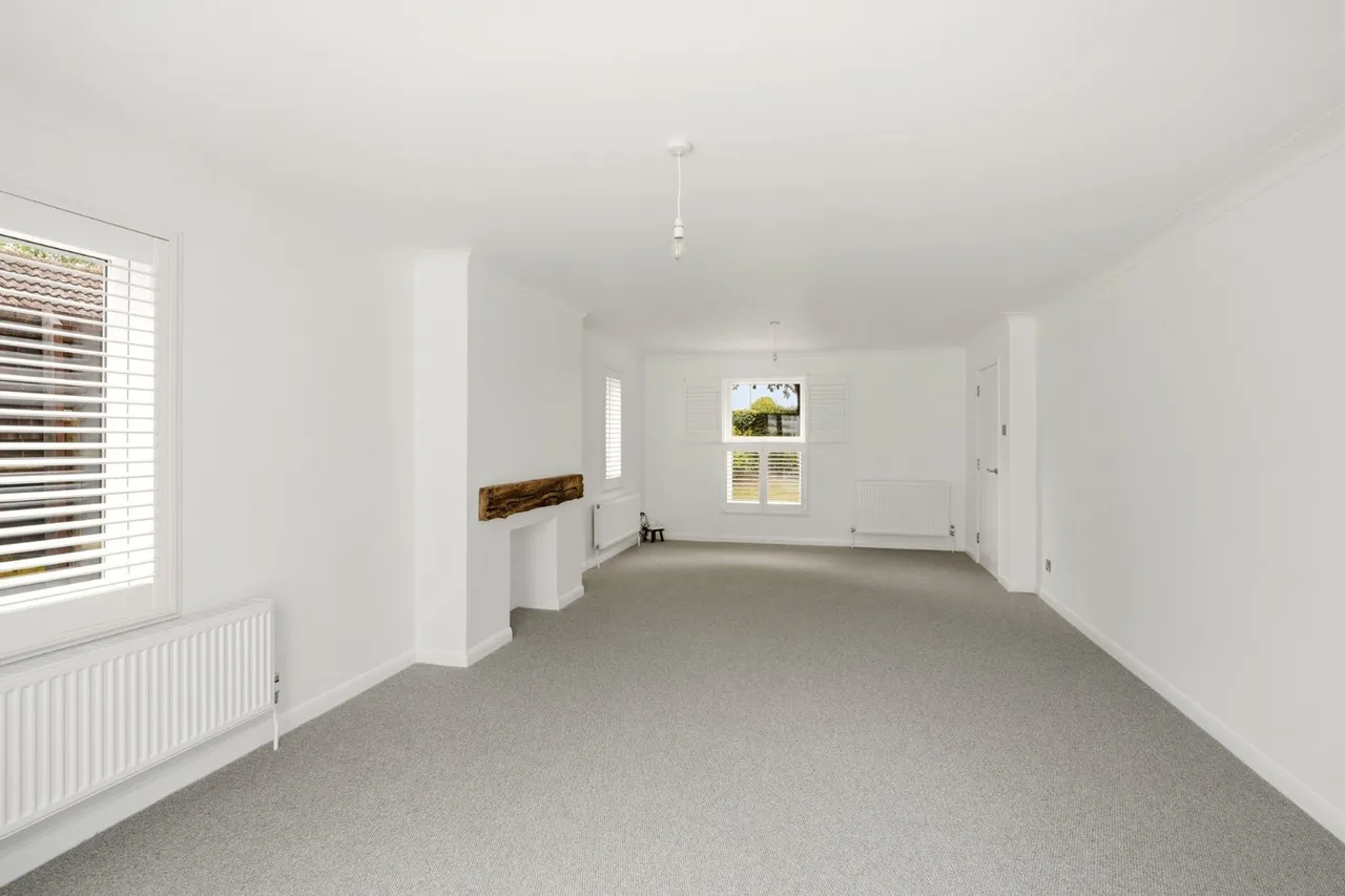Empress Avenue, West Mersea, CO5, photo 8