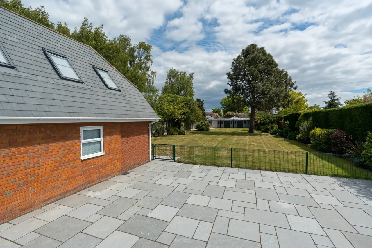 Empress Avenue, West Mersea, CO5, photo 37