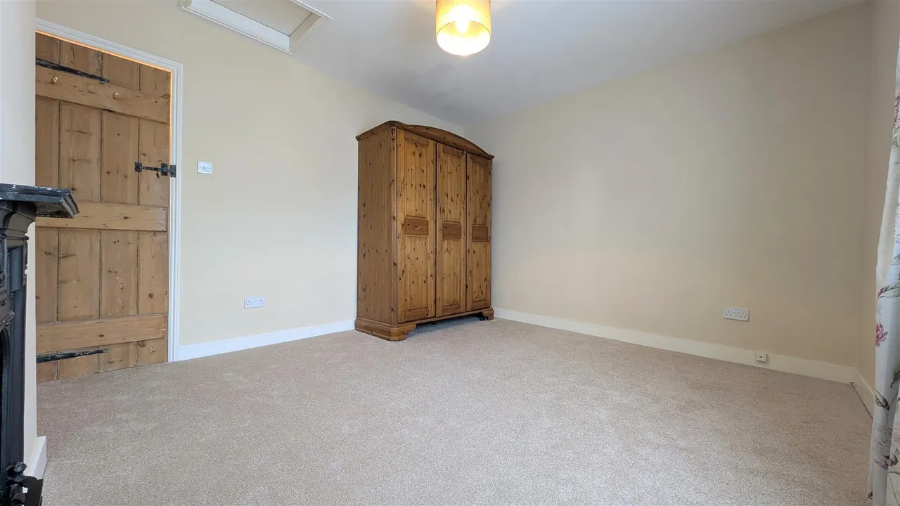 Church Road, Shedfield, photo 11