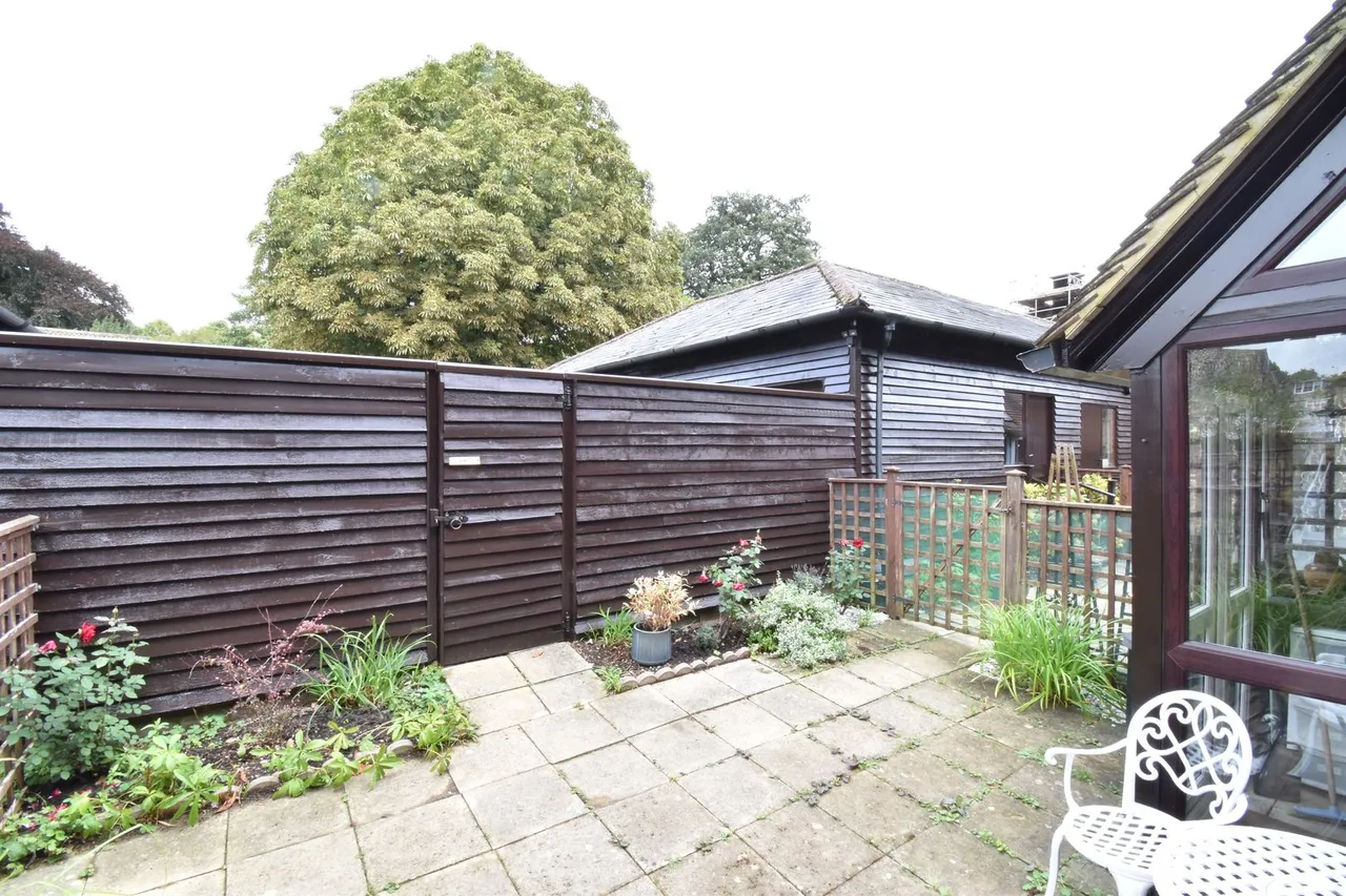 Atwater Court, Lenham, photo 13