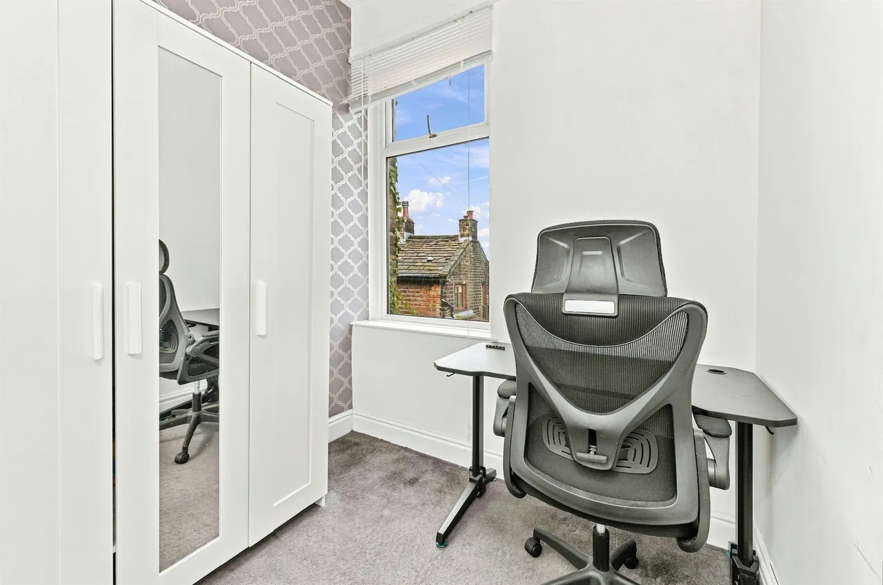 Handel Street, Golcar, Huddersfield, photo 4