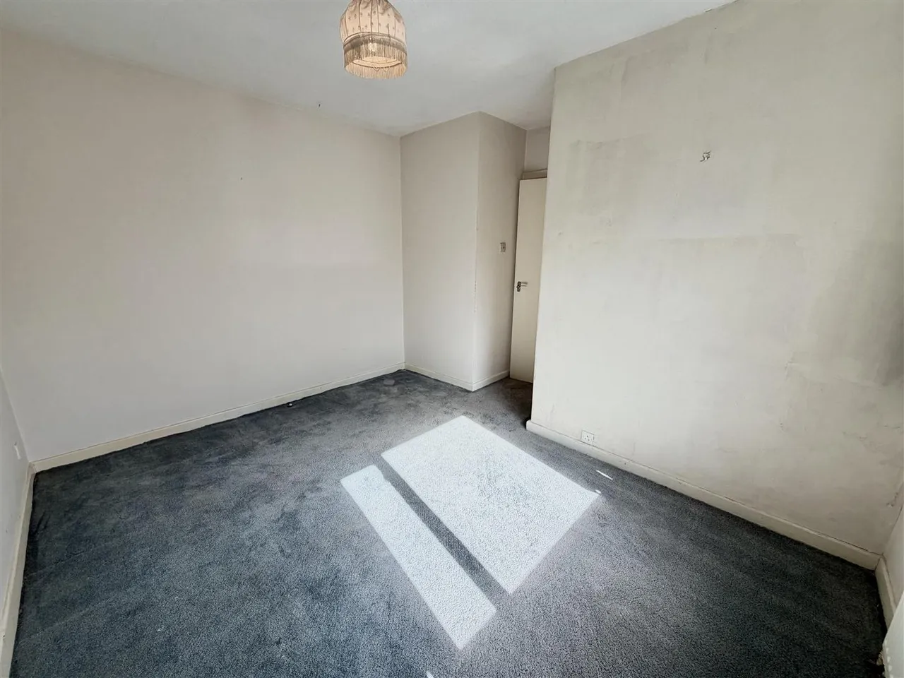 Coppice Avenue, Sale, M33, photo 11