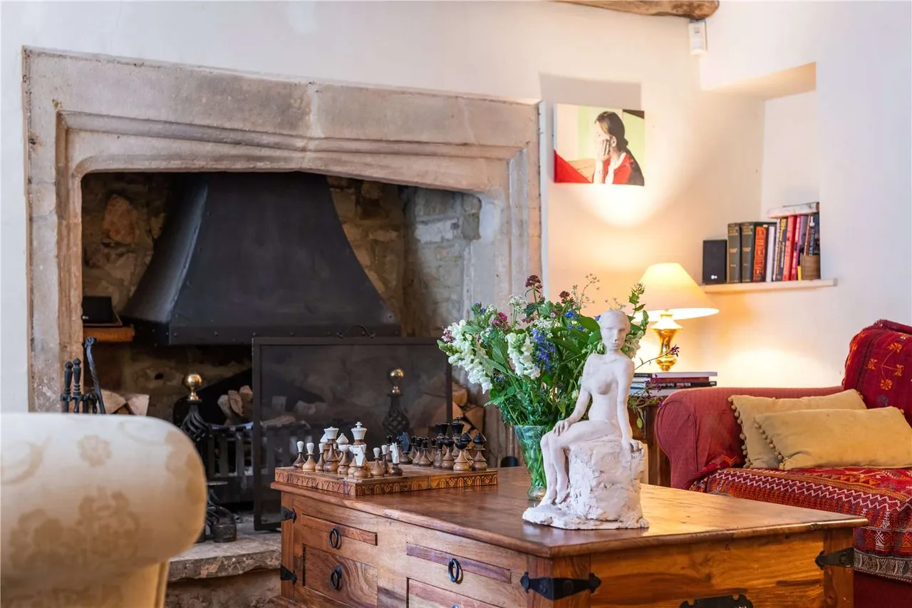 High Street St Martins, Stamford, PE9, photo 6