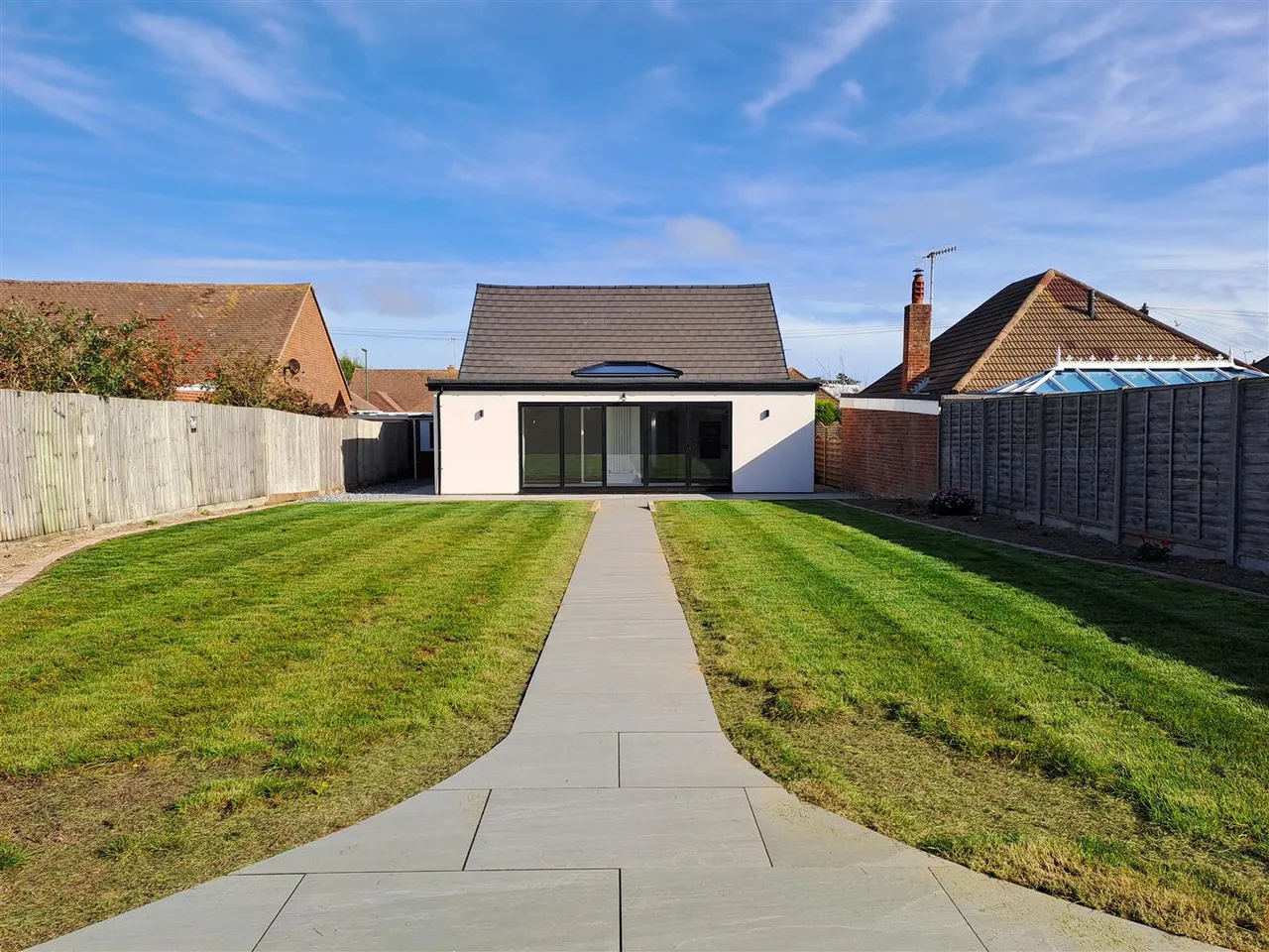 Shirley Close, Rustington, photo 16