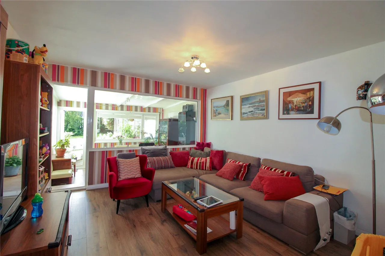 Teynham Court, 31 King Edward Road, Barnet, Hertfordshire, EN5 5AN, photo 4