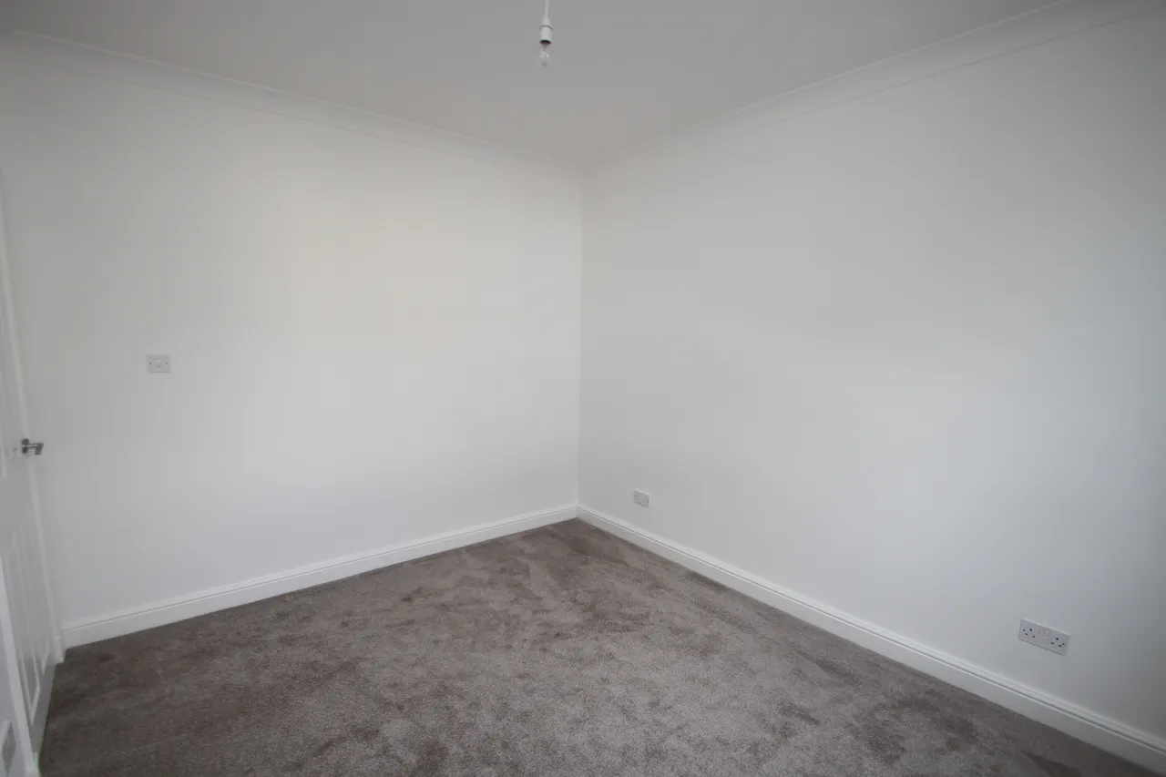 Rampart Avenue, Knightswood, G13, photo 9