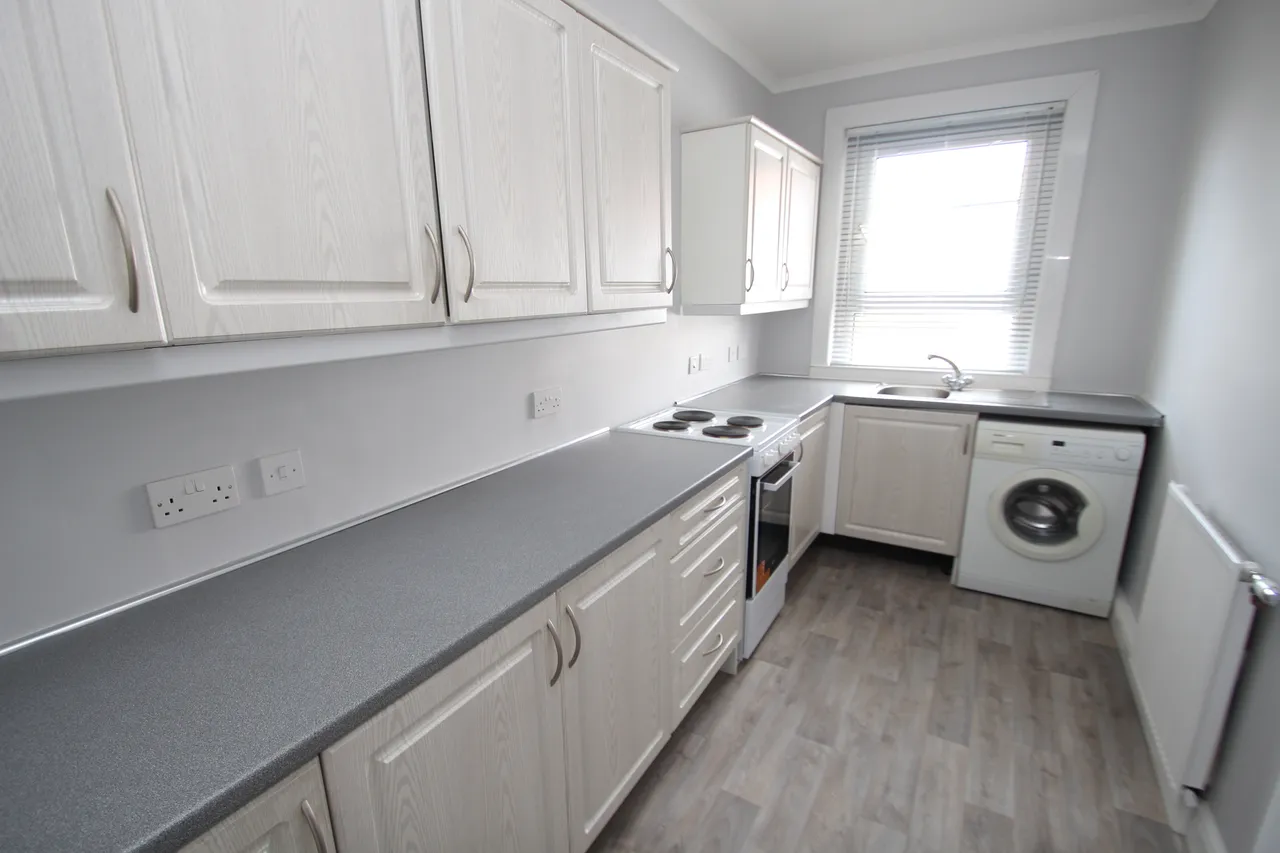 Rampart Avenue, Knightswood, G13, photo 4