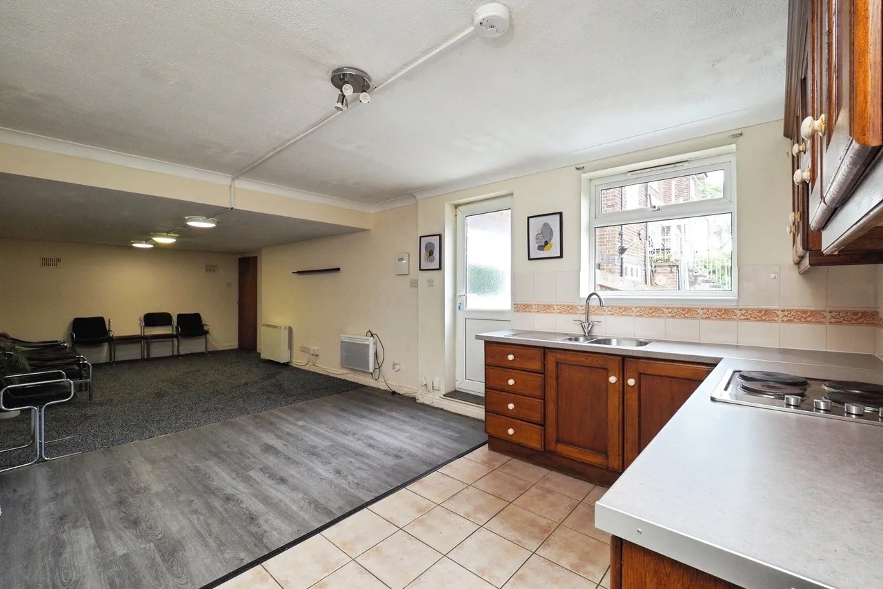 Middleton Boulevard, Wollaton, Nottingham, NG8, photo 17
