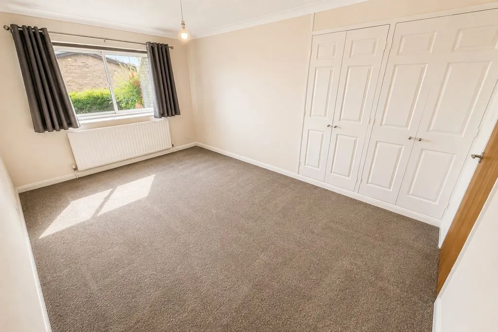 Hillside Drive, Grantham, photo 4