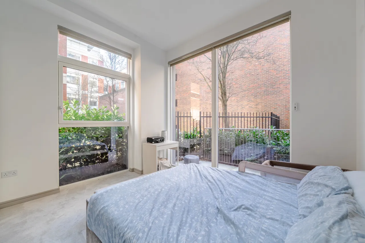 Eden Grove, Staines-Upon-Thames, TW18, photo 12