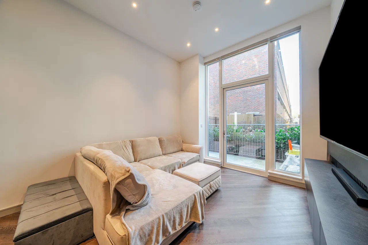 Eden Grove, Staines-Upon-Thames, TW18, photo 9