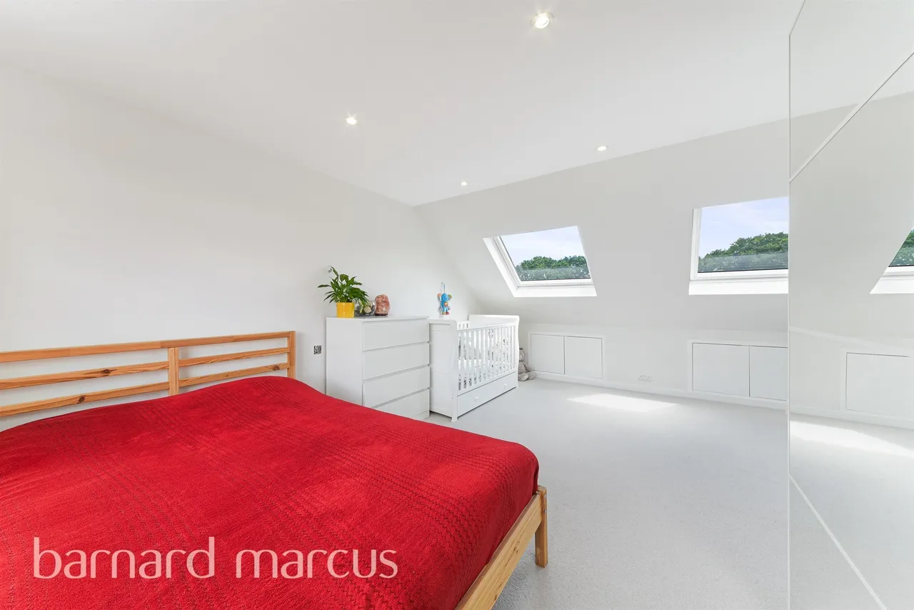 Hillcross Avenue, Morden, SM4, photo 4