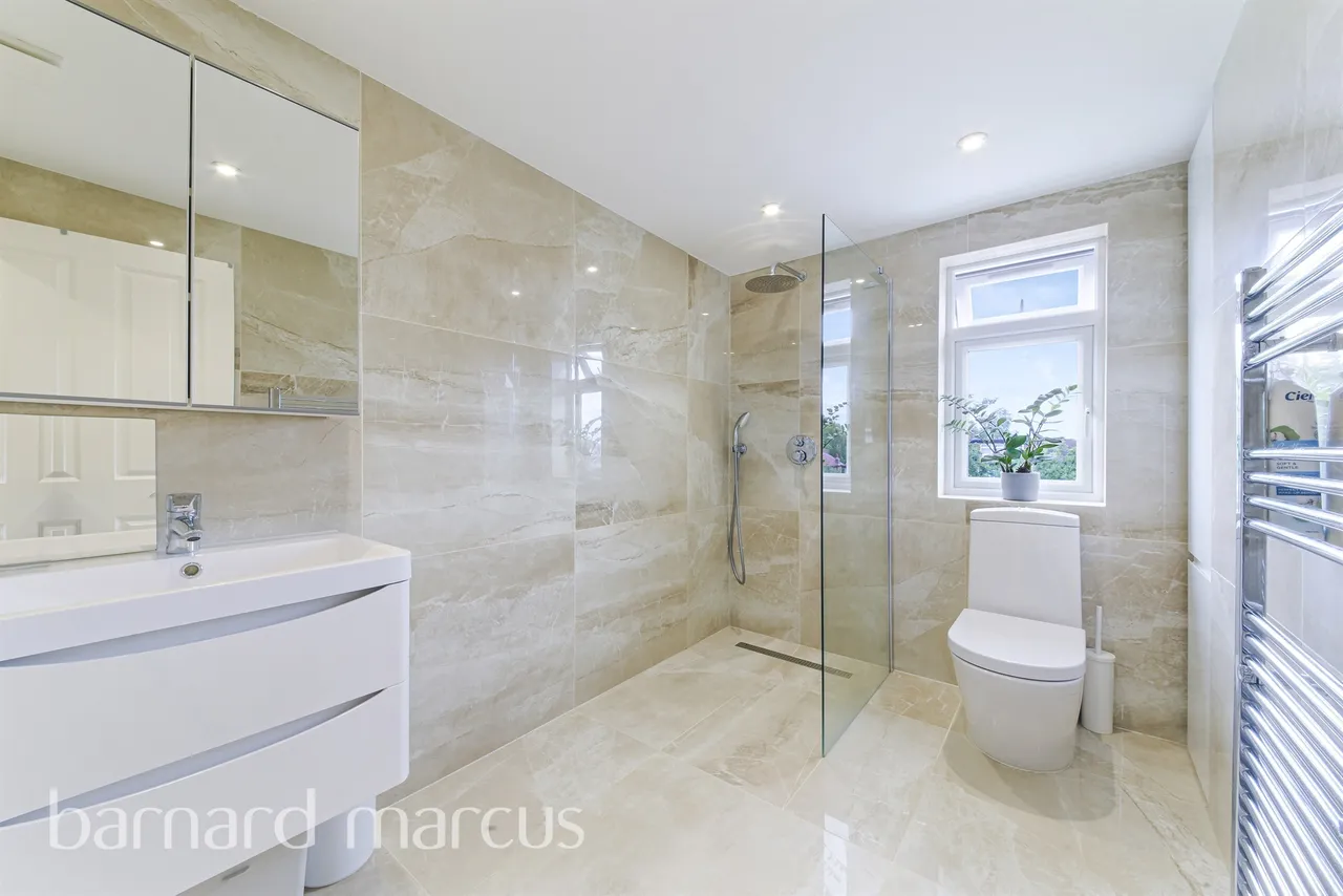 Hillcross Avenue, Morden, SM4, photo 16