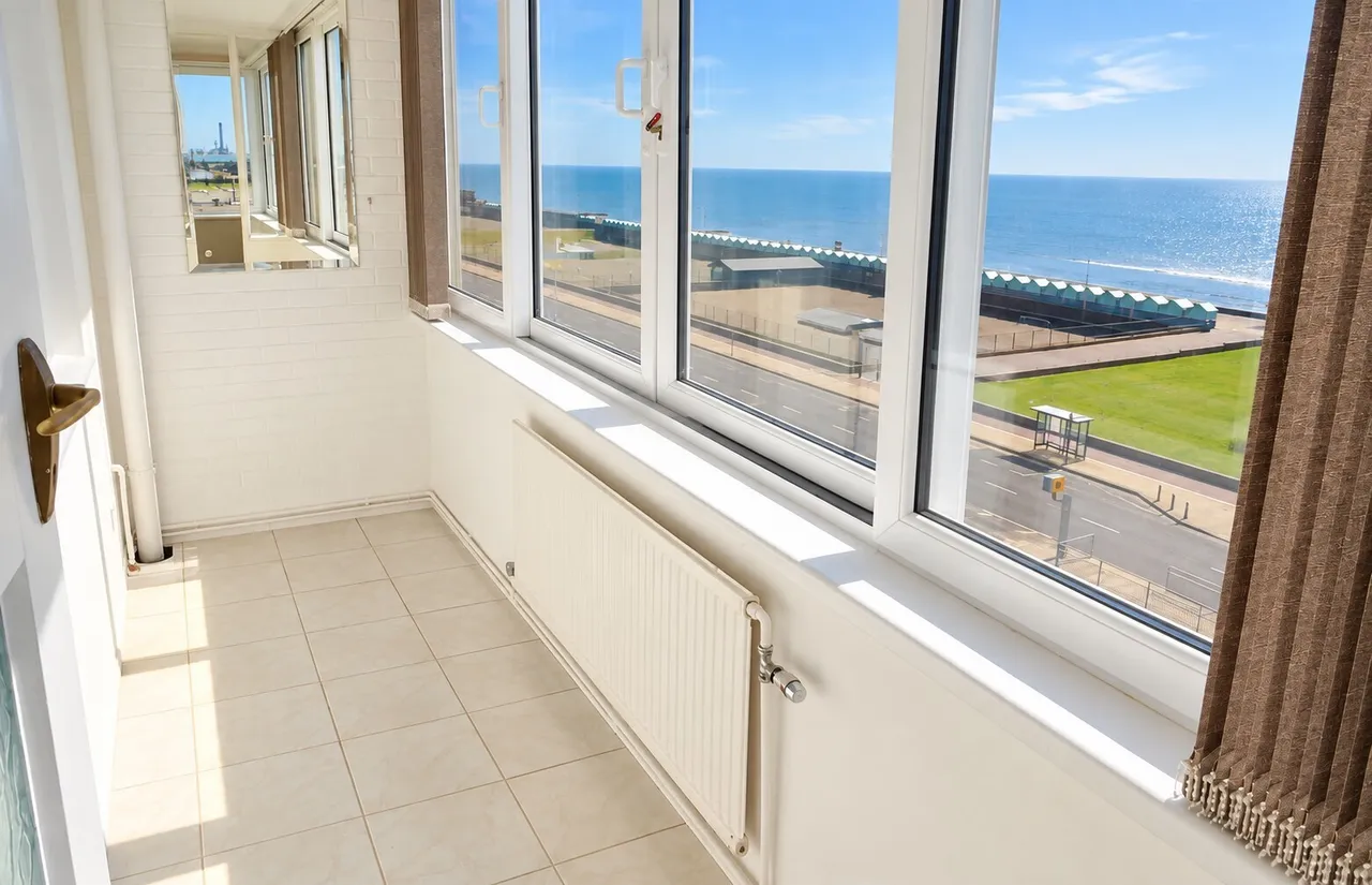 Kingsway, Hove, photo 5