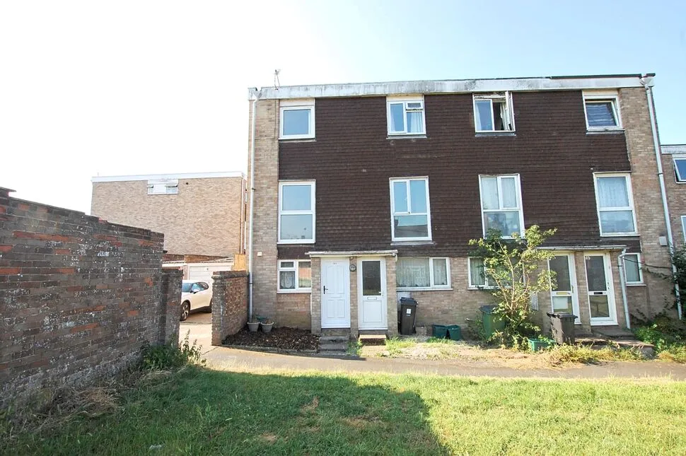 2 bed flat for sale — Malvern Drive, Warmley, Bristol, BS30