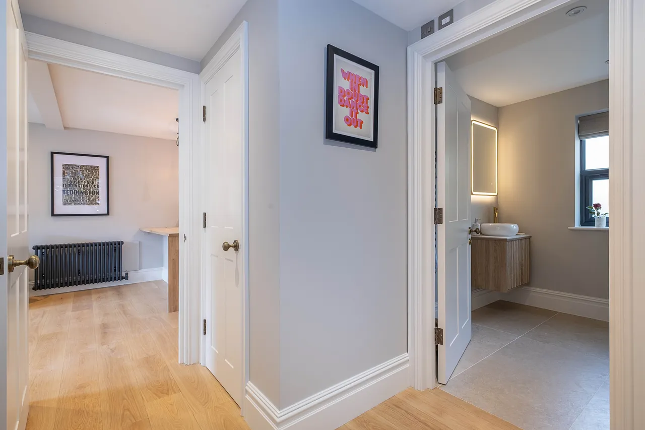Claremont Road, Teddington, TW11, photo 6