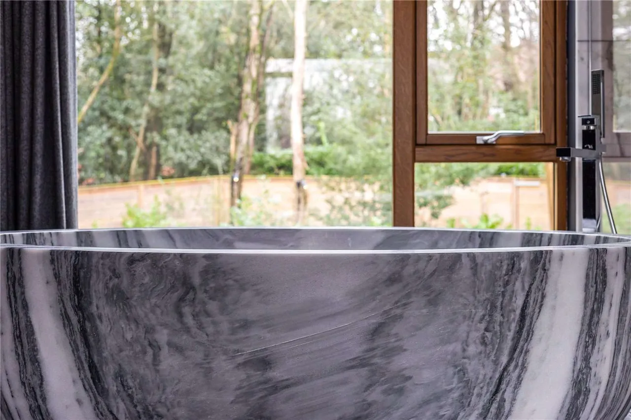 The Glen, Bolton, BL1, photo 14
