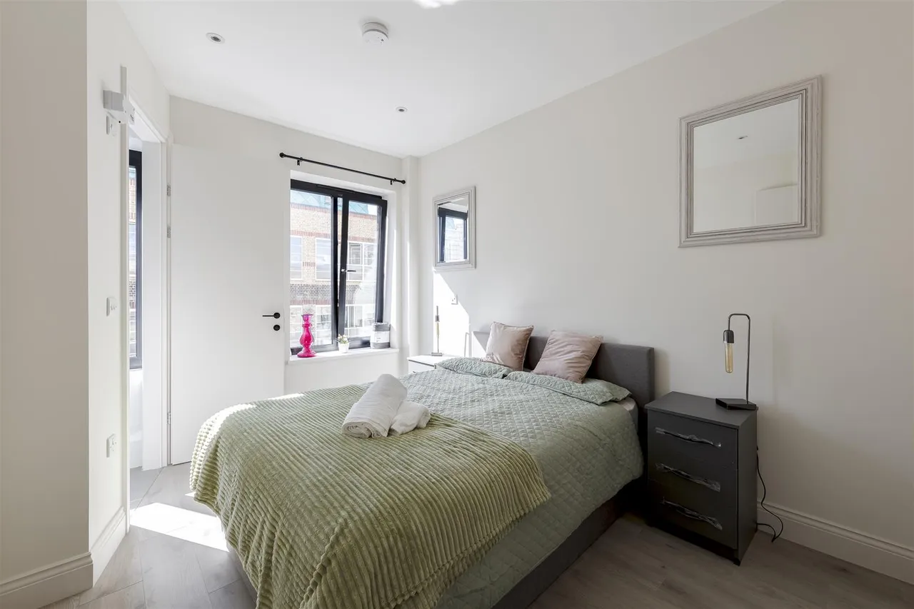 Norwood Road, London, photo 13