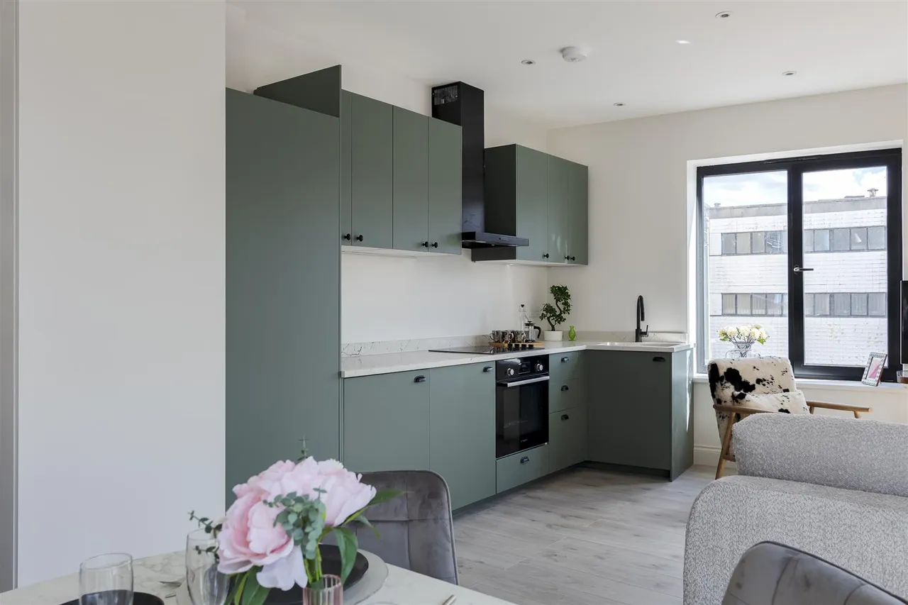 Norwood Road, London, photo 5