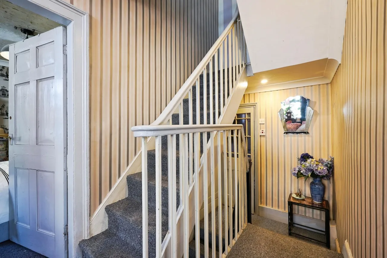 Beach Street, Deal, CT14, photo 25