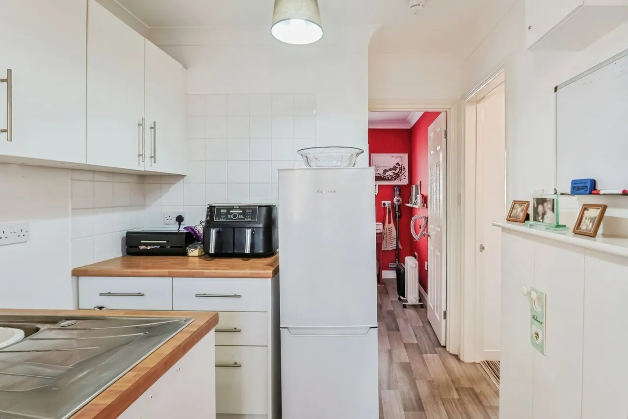 Pilsdon Drive, Canford Heath, BH17, photo 12