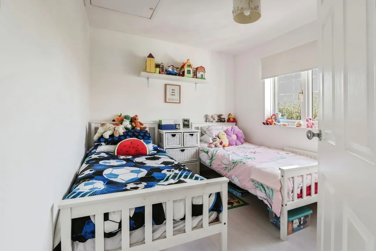 Pilsdon Drive, Canford Heath, BH17, photo 19
