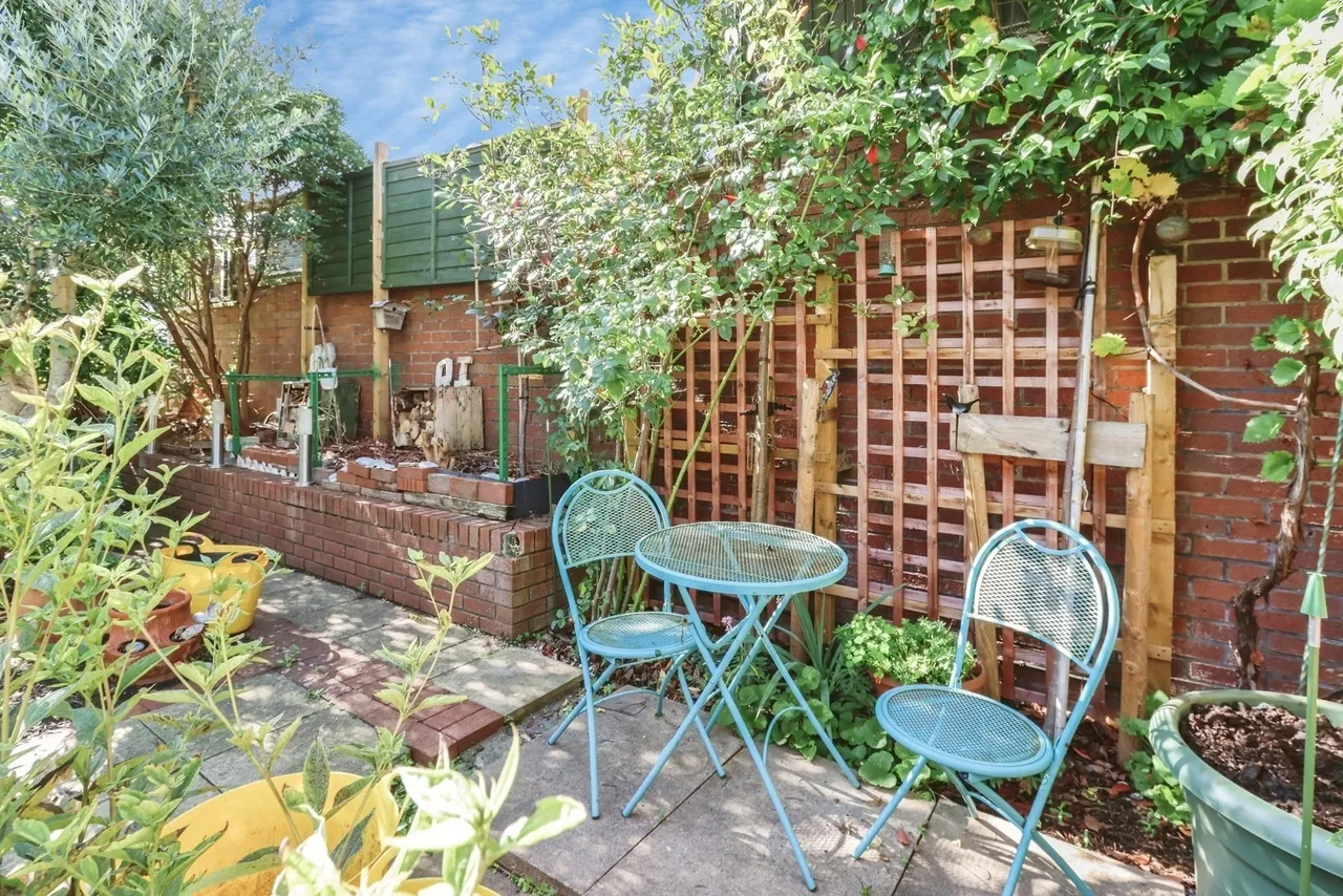 Pilsdon Drive, Canford Heath, BH17, photo 23