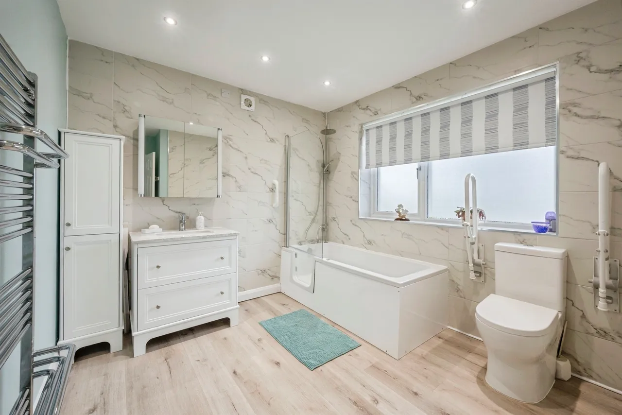 Lime Tree Crescent, Bawtry, Doncaster, photo 5