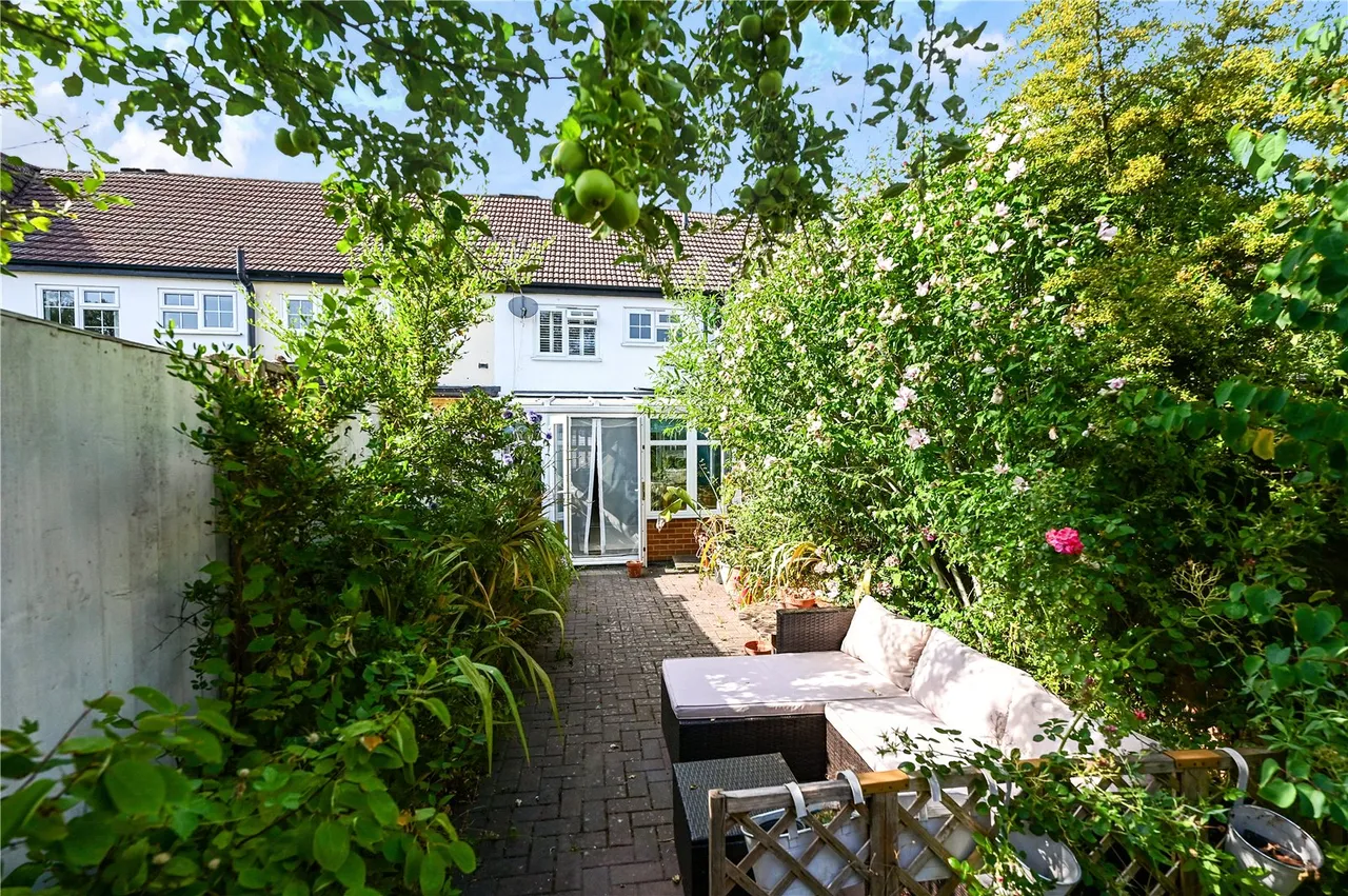 Ash Street, Ash, Guildford, Surrey, GU12 6LR, photo 8