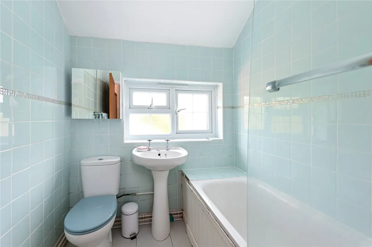 Ash Street, Ash, Guildford, Surrey, GU12 6LR, photo 10