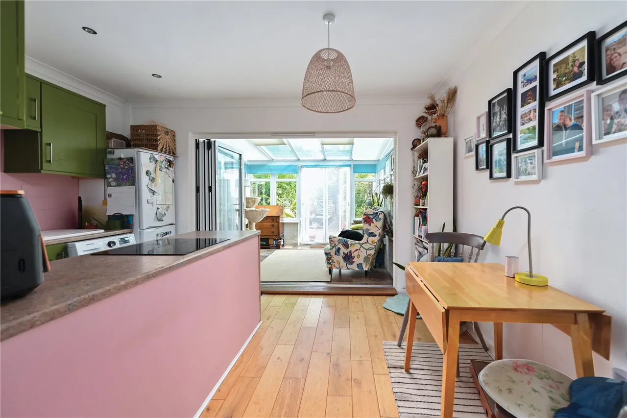 Ash Street, Ash, Guildford, Surrey, GU12 6LR, photo 3