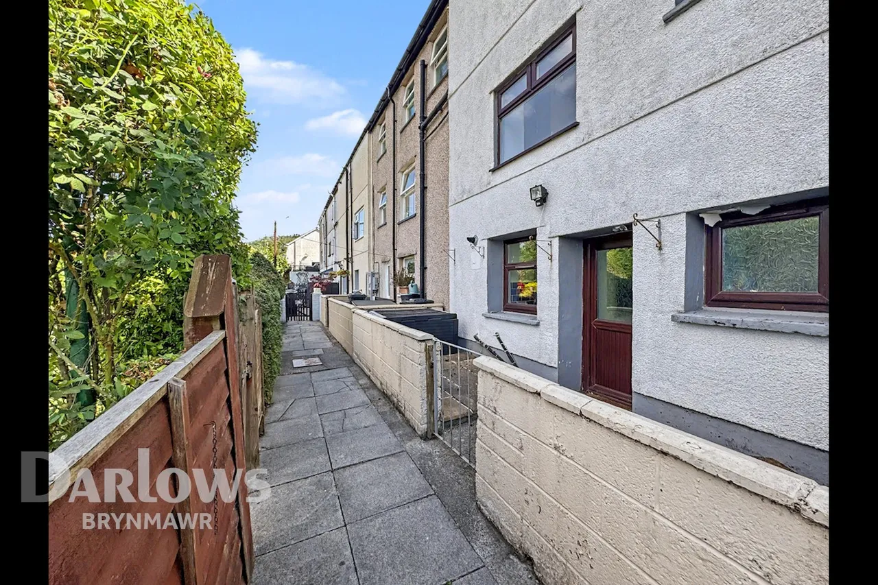 High Street, Abertillery, photo 12