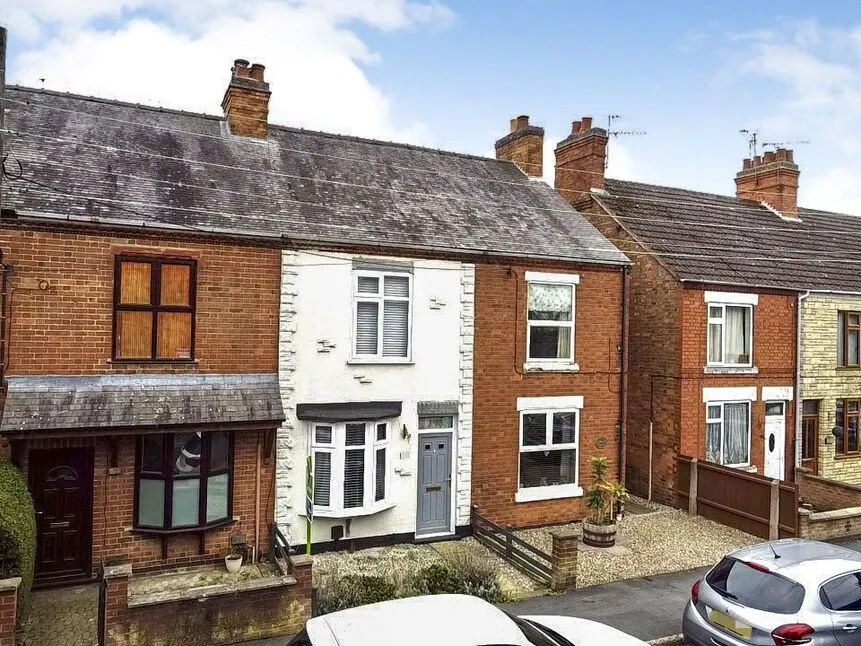 2 bed house for sale — Main Street, Newbold Verdon, Leicestershire, LE9